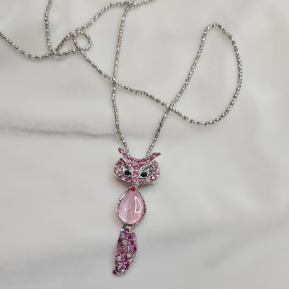Pink Fox Rhinestone Crystal Brooch Necklace Pendant with Silver Chain NWOT